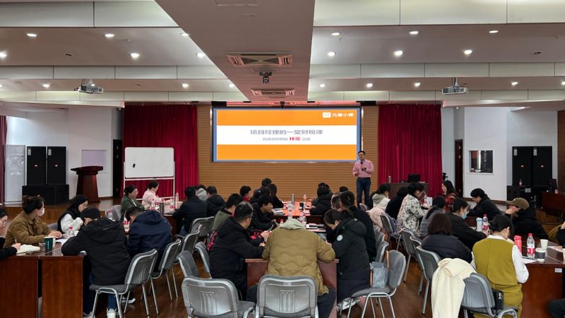 以下是一些在四川地区具有较高知名度和良好口碑的建筑资质代办公司：